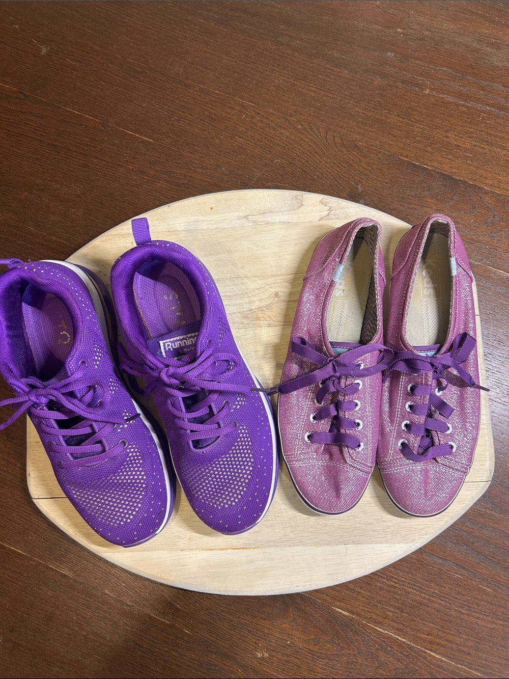 Lot of 2 sneakers  KEDS & AIR.  SIZE 8
